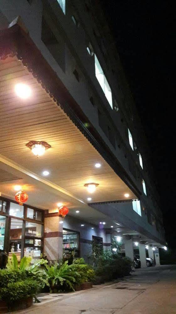 Veerasuda Condotel Ratchaburi Εξωτερικό φωτογραφία